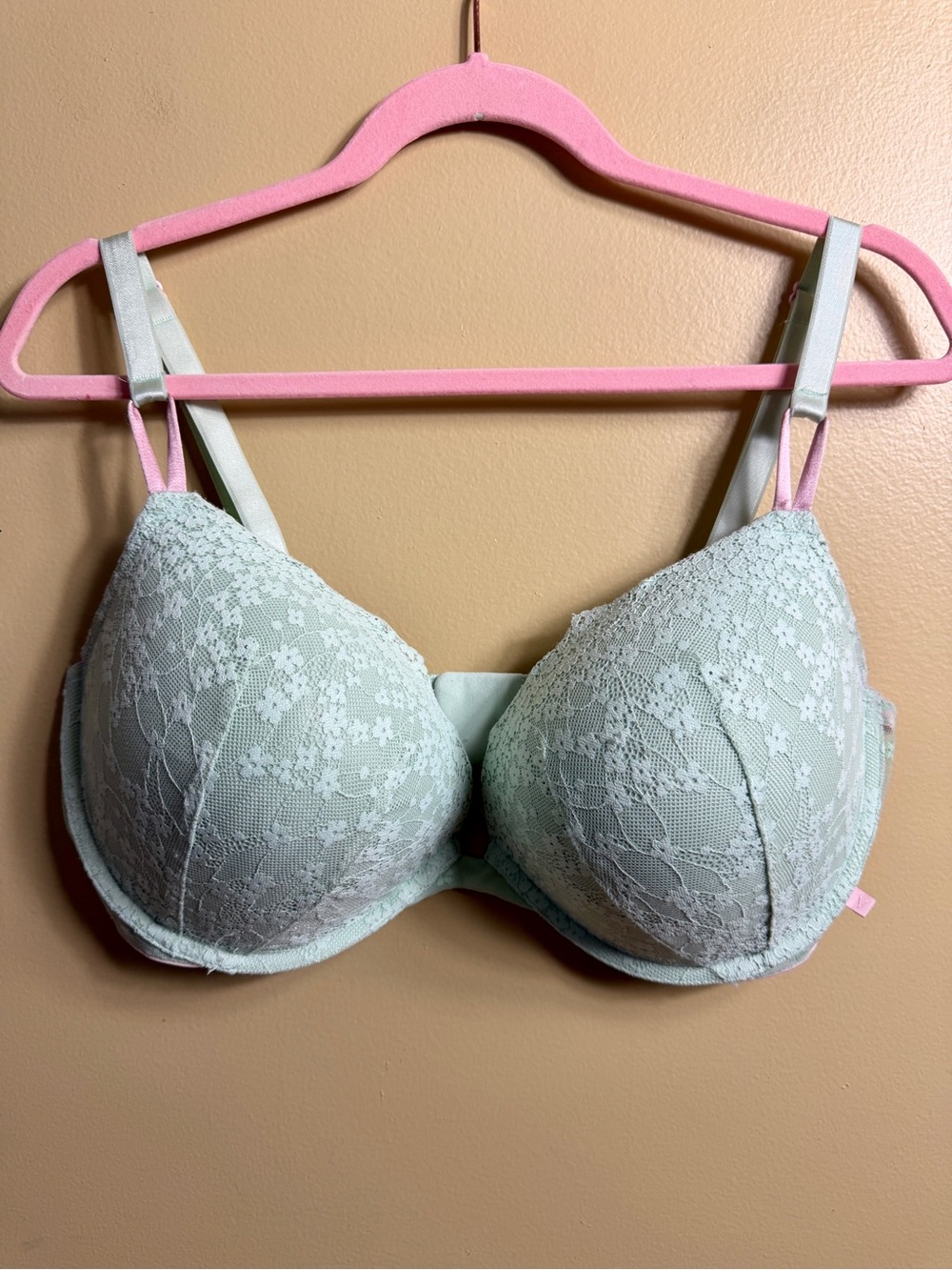 Victorias secret, mint, green lace, convertible, push-up bra 40DD